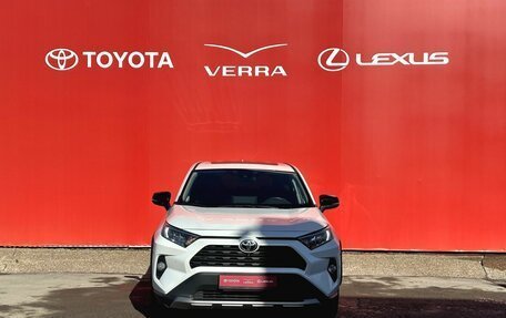 Toyota RAV4, 2022 год, 3 650 000 рублей, 8 фотография