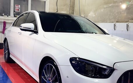 Mercedes-Benz E-Класс, 2021 год, 5 590 000 рублей, 4 фотография
