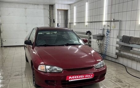 Mitsubishi Mirage VI рестайлинг, 1998 год, 260 000 рублей, 3 фотография