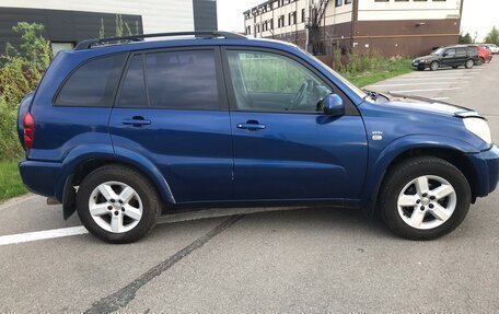 Toyota RAV4, 2003 год, 790 000 рублей, 4 фотография