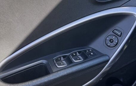 Hyundai Santa Fe III рестайлинг, 2013 год, 1 850 000 рублей, 4 фотография