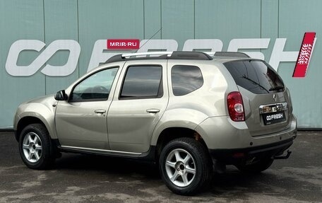 Renault Duster I рестайлинг, 2014 год, 949 000 рублей, 2 фотография