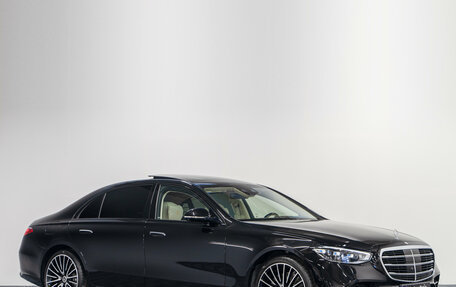 Mercedes-Benz S-Класс, 2024 год, 23 990 000 рублей, 5 фотография