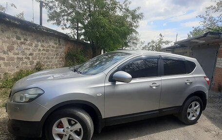 Nissan Qashqai, 2010 год, 860 000 рублей, 1 фотография