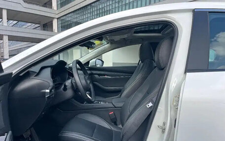 Mazda 3, 2023 год, 1 690 017 рублей, 16 фотография