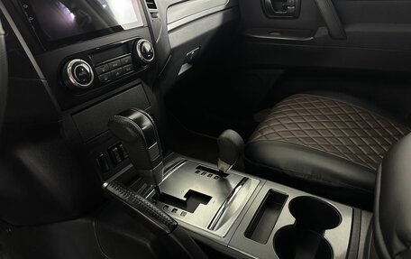 Mitsubishi Pajero IV, 2011 год, 1 905 100 рублей, 13 фотография