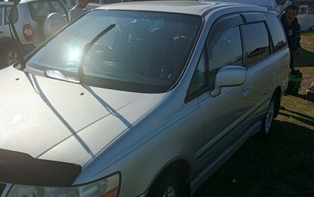 Nissan Bassara, 2001 год, 450 000 рублей, 3 фотография