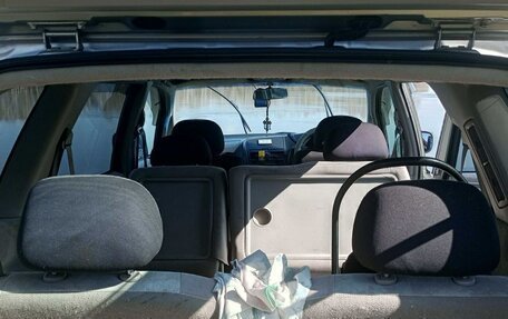 Nissan Bassara, 2001 год, 450 000 рублей, 5 фотография