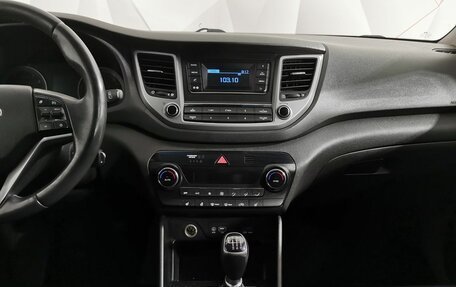 Hyundai Tucson III, 2018 год, 1 745 000 рублей, 15 фотография
