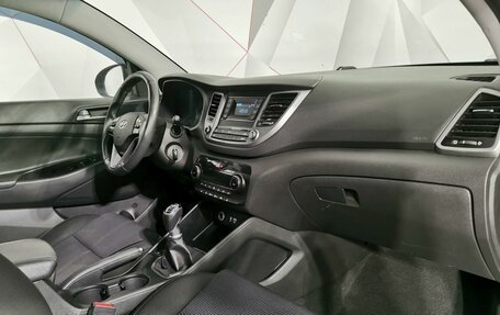 Hyundai Tucson III, 2018 год, 1 745 000 рублей, 13 фотография