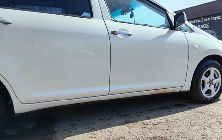 Toyota Wish II, 2004 год, 690 000 рублей, 21 фотография