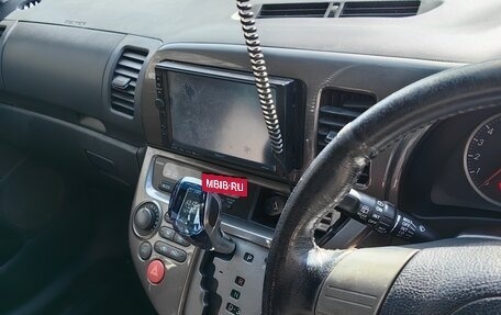 Toyota Wish II, 2004 год, 690 000 рублей, 10 фотография