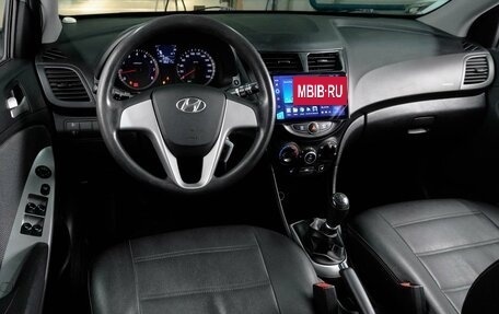 Hyundai Solaris II рестайлинг, 2013 год, 899 000 рублей, 6 фотография