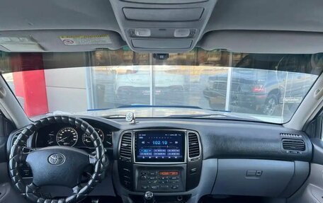 Toyota Land Cruiser 100 рестайлинг 2, 2007 год, 1 935 000 рублей, 14 фотография