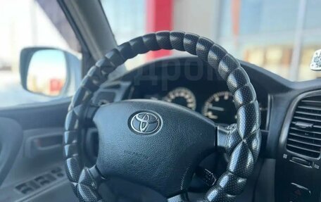 Toyota Land Cruiser 100 рестайлинг 2, 2007 год, 1 935 000 рублей, 15 фотография