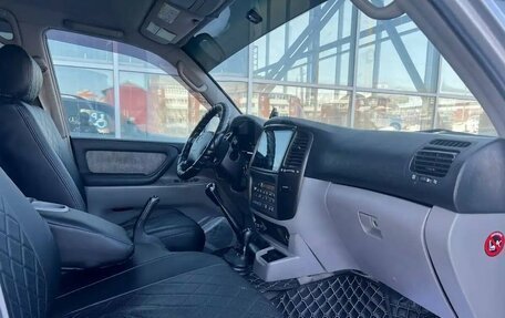 Toyota Land Cruiser 100 рестайлинг 2, 2007 год, 1 935 000 рублей, 22 фотография