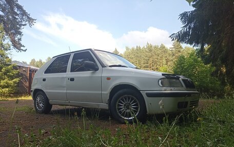 Skoda Felicia I рестайлинг, 2001 год, 250 000 рублей, 3 фотография