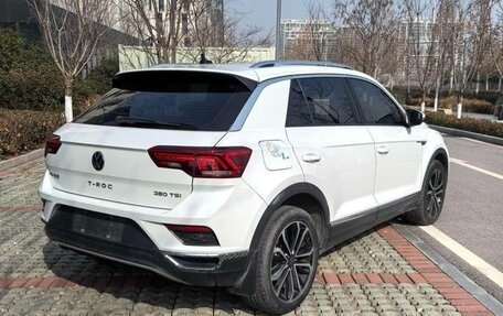 Volkswagen T-Roc I, 2022 год, 1 430 000 рублей, 4 фотография