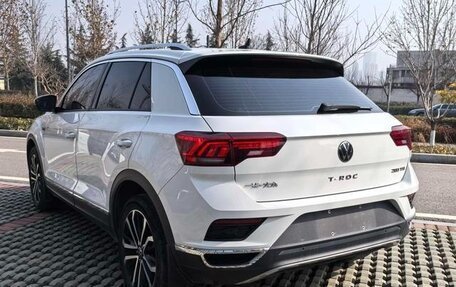 Volkswagen T-Roc I, 2022 год, 1 430 000 рублей, 6 фотография