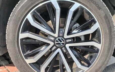 Volkswagen T-Roc I, 2022 год, 1 430 000 рублей, 10 фотография