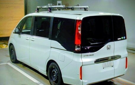 Honda Stepwgn IV, 2015 год, 1 670 000 рублей, 13 фотография