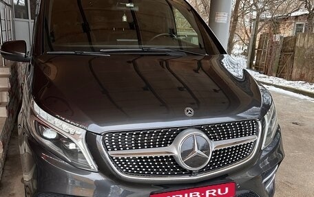 Mercedes-Benz V-Класс, 2020 год, 7 350 000 рублей, 10 фотография