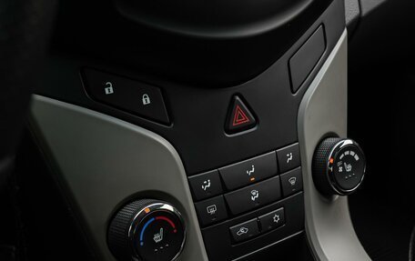 Chevrolet Cruze II, 2010 год, 849 000 рублей, 13 фотография