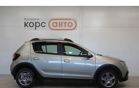 Renault Sandero II рестайлинг, 2021 год, 1 379 000 рублей, 4 фотография