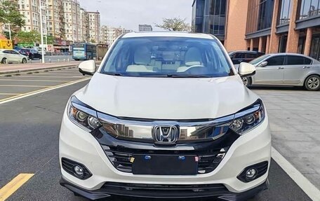Honda Vezel, 2022 год, 1 245 000 рублей, 2 фотография