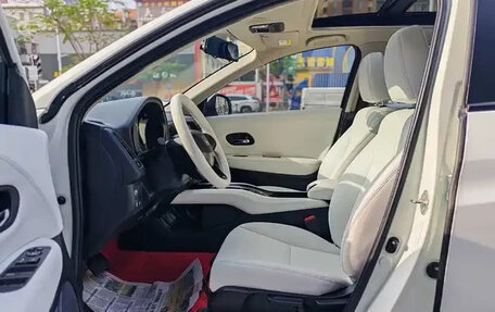 Honda Vezel, 2022 год, 1 245 000 рублей, 10 фотография