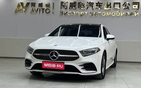 Mercedes-Benz A-Класс, 2022 год, 1 600 000 рублей, 1 фотография