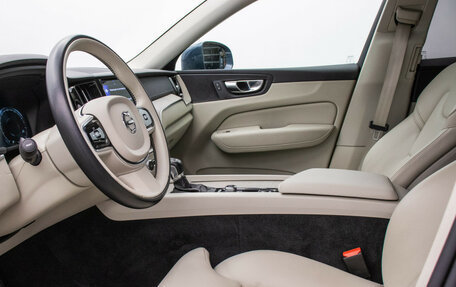 Volvo XC60 II, 2021 год, 4 298 000 рублей, 10 фотография