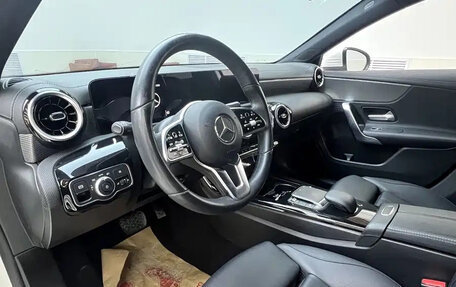 Mercedes-Benz A-Класс, 2022 год, 1 600 000 рублей, 13 фотография