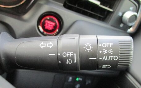 Honda Vezel, 2022 год, 1 510 000 рублей, 16 фотография