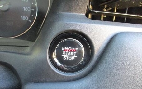 Honda Vezel, 2022 год, 1 510 000 рублей, 33 фотография