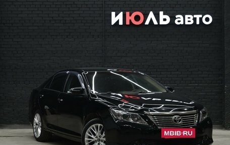 Toyota Camry, 2011 год, 1 690 000 рублей, 3 фотография