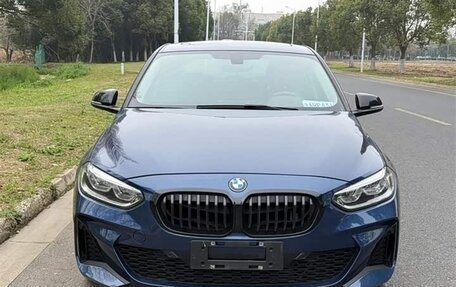 BMW 1 серия, 2022 год, 1 640 000 рублей, 2 фотография