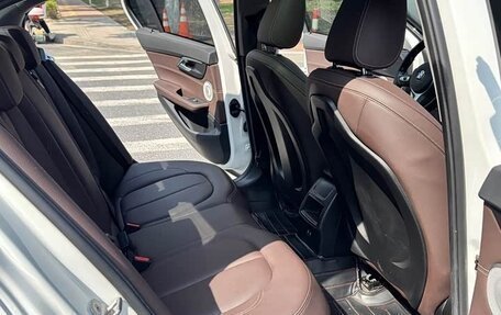 BMW 1 серия, 2021 год, 1 642 000 рублей, 14 фотография