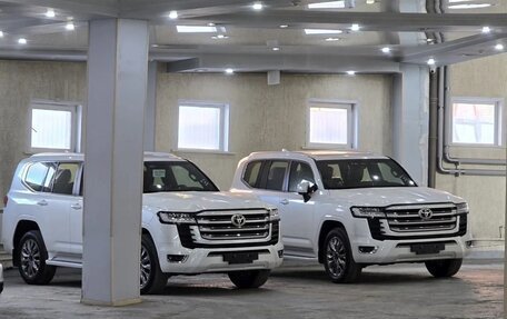 Toyota Land Cruiser, 2026 год, 16 650 000 рублей, 6 фотография