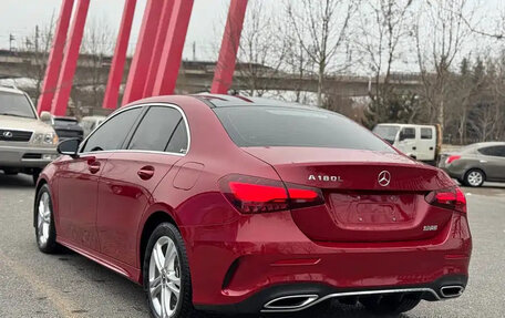 Mercedes-Benz A-Класс, 2023 год, 1 658 000 рублей, 4 фотография