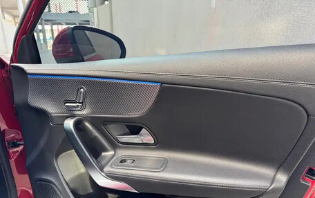 Mercedes-Benz A-Класс, 2023 год, 1 658 000 рублей, 12 фотография