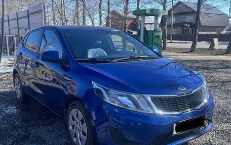 KIA Rio III рестайлинг, 2013 год, 870 000 рублей, 2 фотография