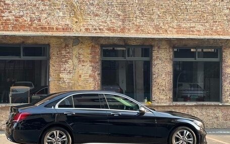 Mercedes-Benz C-Класс, 2019 год, 2 350 000 рублей, 5 фотография