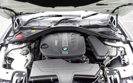 BMW 3 серия, 2017 год, 19 фотография