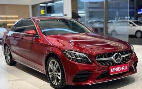 Mercedes-Benz C-Класс, 2019 год, 2 300 000 рублей, 1 фотография