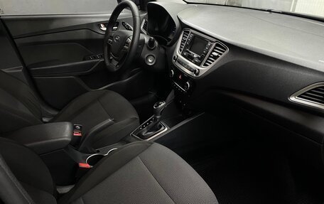 Hyundai Solaris II рестайлинг, 2019 год, 1 330 000 рублей, 14 фотография