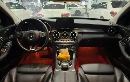 Mercedes-Benz C-Класс, 2017 год, 1 890 000 рублей, 5 фотография