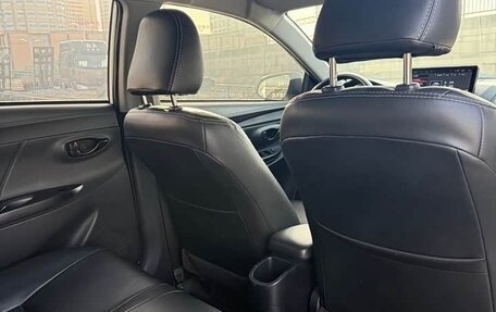 Toyota Yaris XP150 рестайлинг, 2022 год, 1 093 277 рублей, 13 фотография