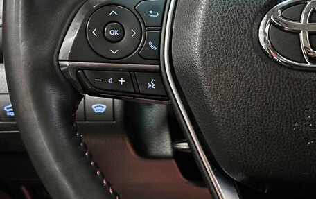 Toyota Camry, 2021 год, 3 297 000 рублей, 22 фотография