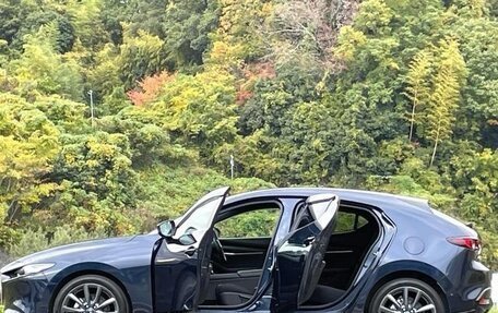 Mazda 3, 2022 год, 1 200 000 рублей, 9 фотография